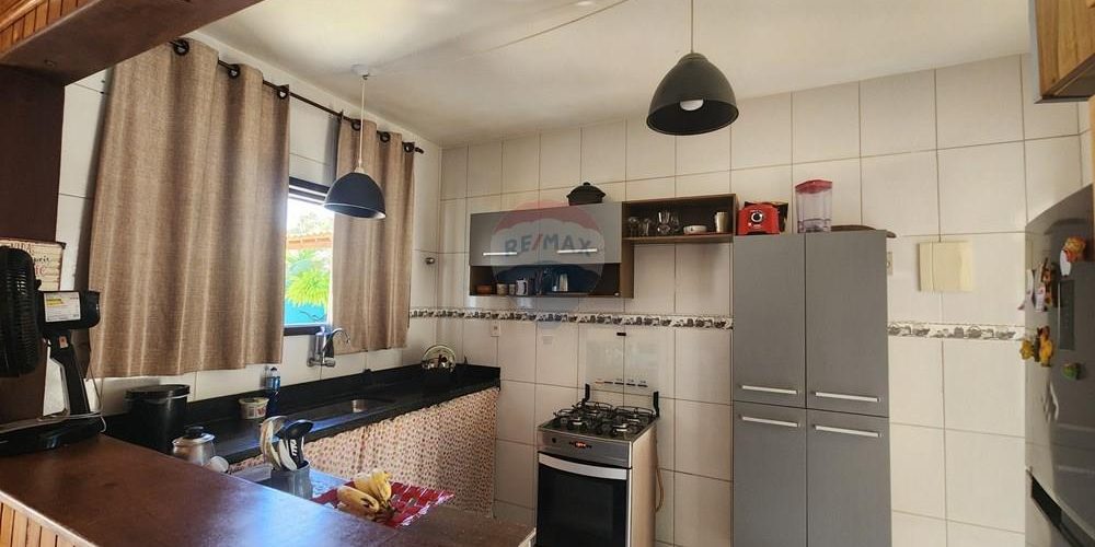 L_8852087b-fb4a-45b1-bb53-324c8711bdf7